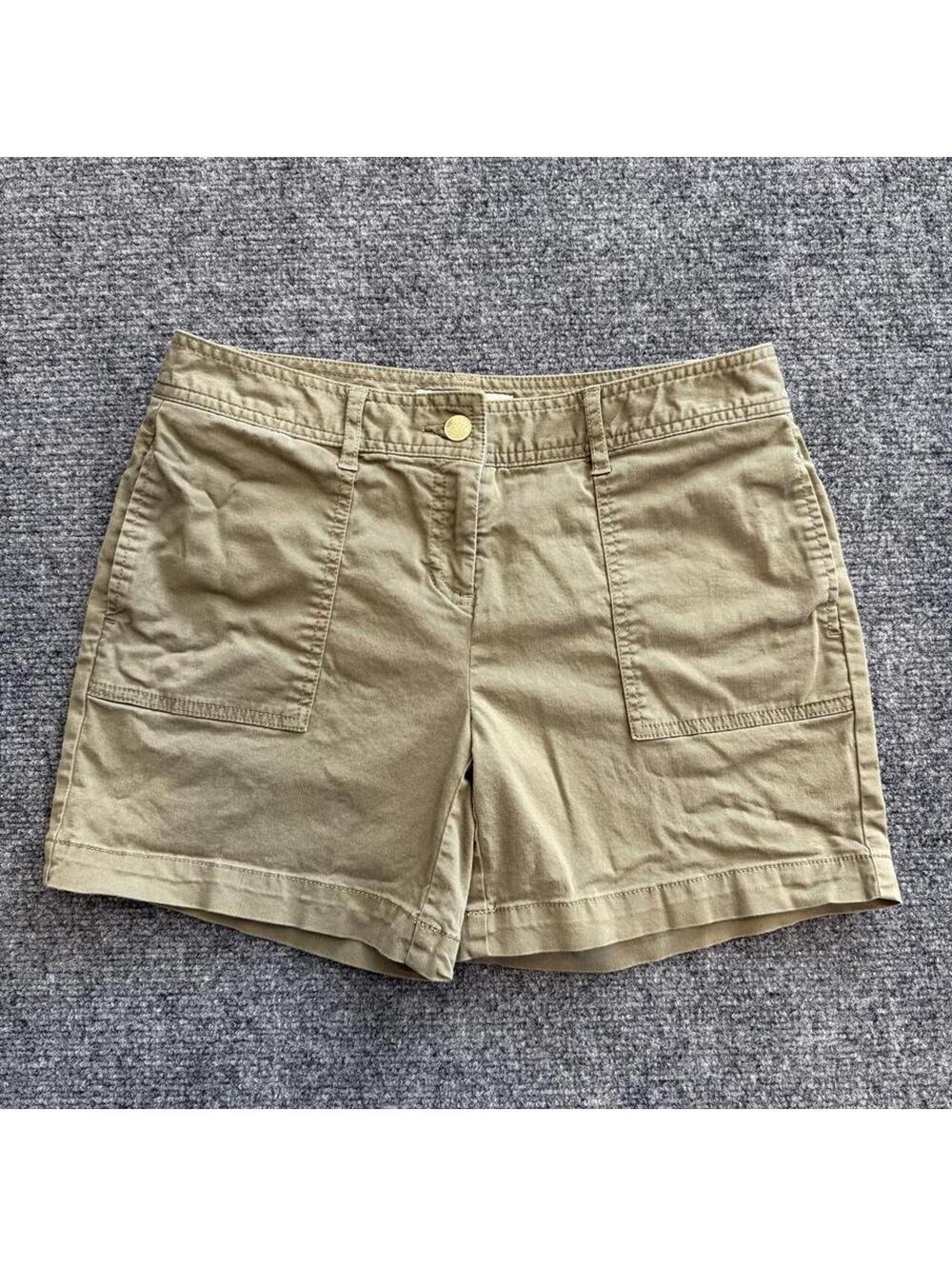 Michael Kors khaki green utility shorts women’s size 4